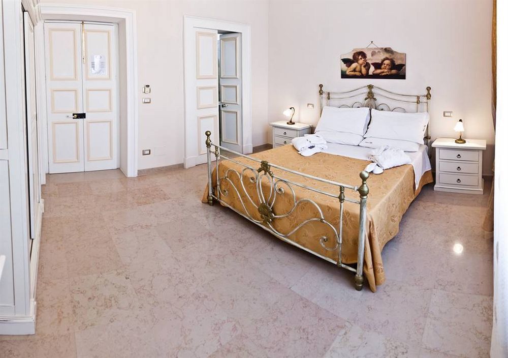 Palazzo Volta Boutique Luxury B&B Nardò Exteriör bild
